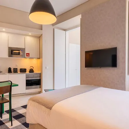 Apartament Carmo 43 *