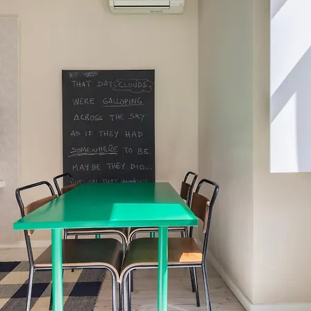 Apartment Carmo 43 Lisbon