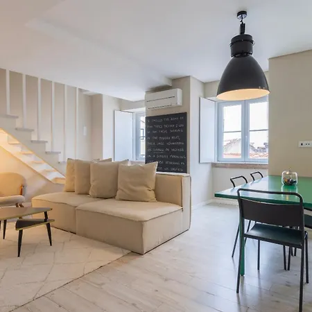 Carmo 43 Apartment