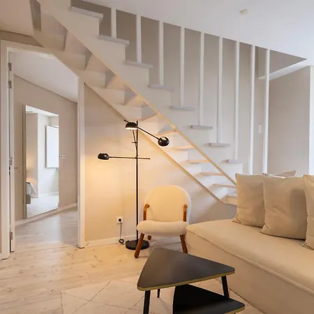 Apartment Carmo 43