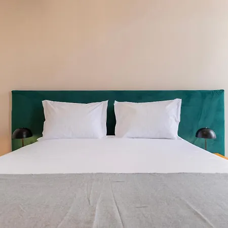 Apartment Carmo 43