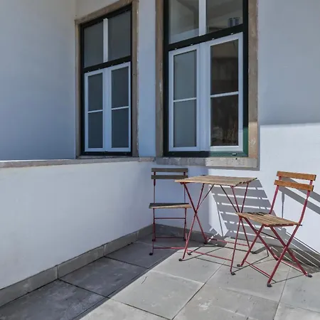 Apartment Carmo 43