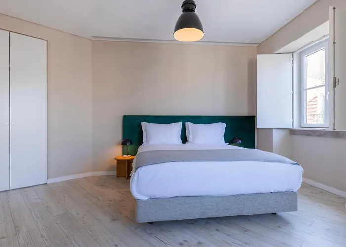 Апартаменты Carmo 43 *